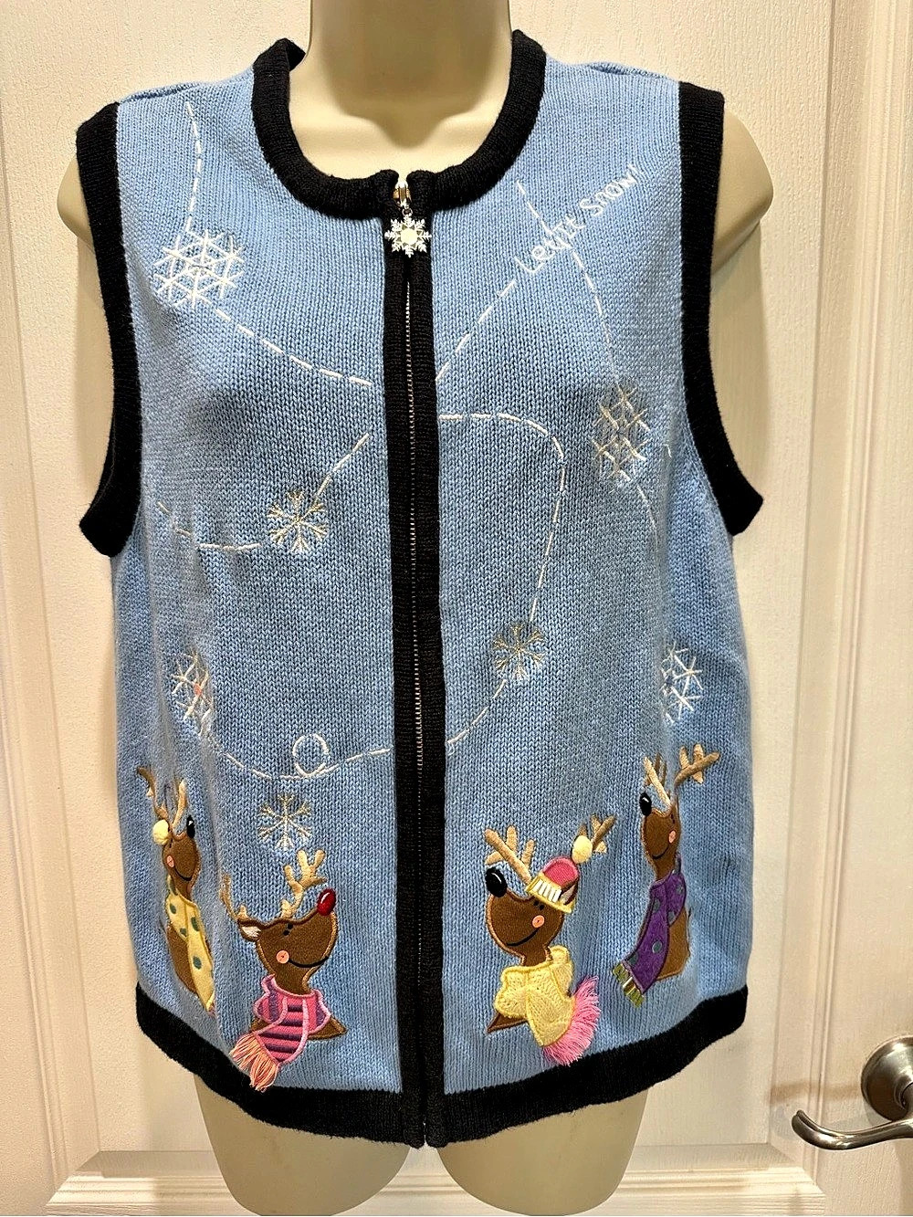 Bechamel Embroidered Reindeer Vest Blue & Black Medium Like New